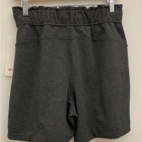 Lululemon Hello Sunday Short size 2 - Picture 3 of 7
